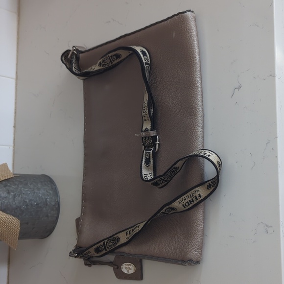 Fendi Selleria gray crossbody - vintage - Picture 7 of 16